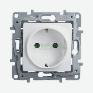 Розетка Legrand Etika 672221